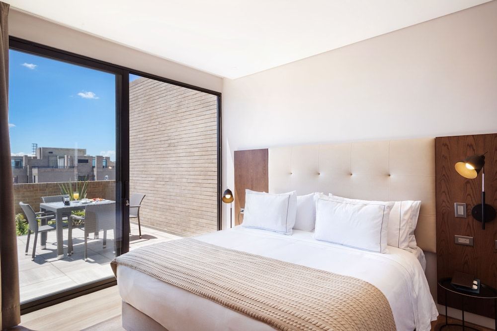 Superior Penthouse