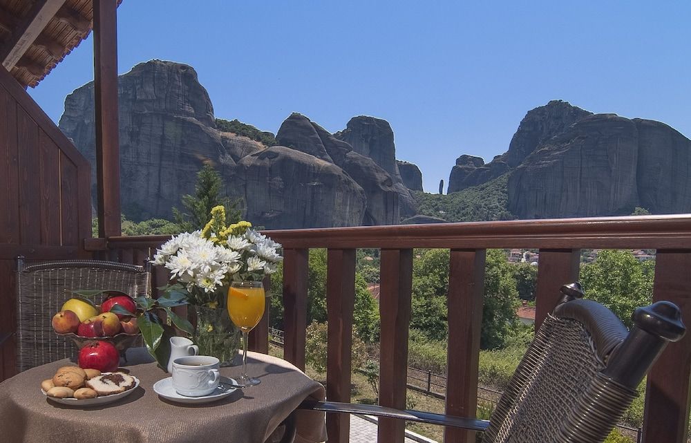 Doupiani House Hotel Panoramic Triple Room (Meteora View) 10