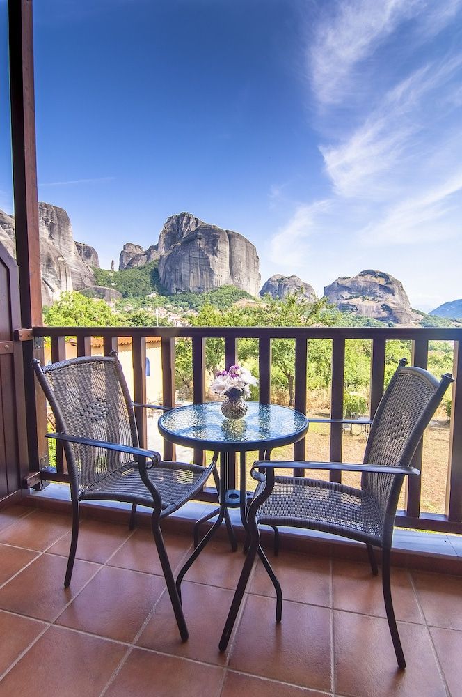 Doupiani House Hotel Panoramic Triple Room (Meteora View) 4