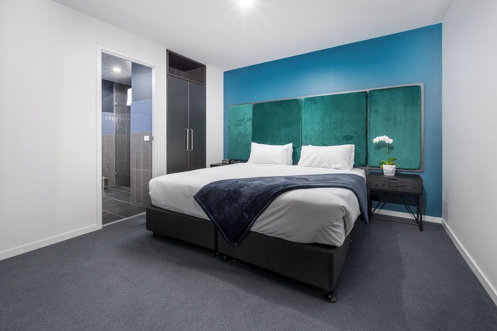 Oros Hotel and Apartments Business Studio