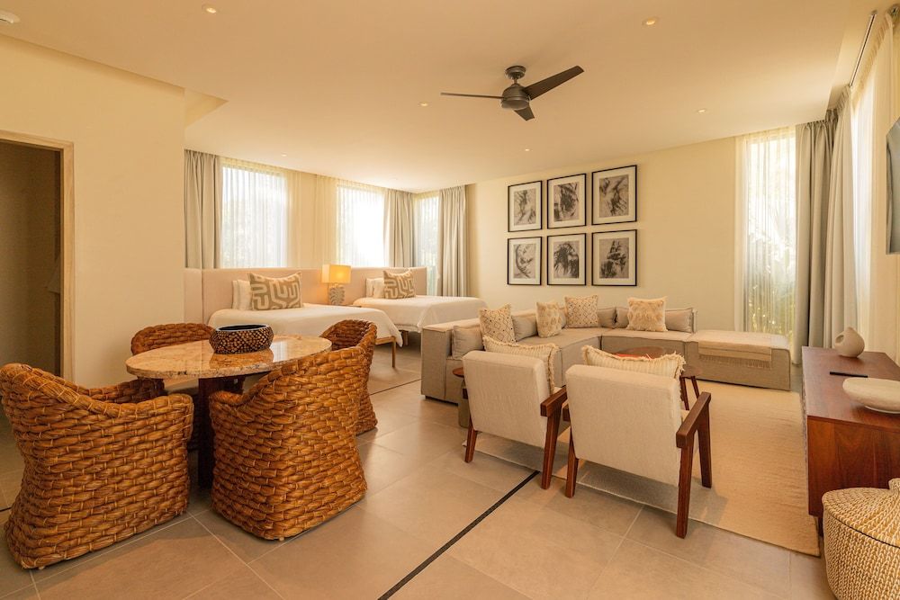 Room, Multiple Beds, Beachfront (Luna)