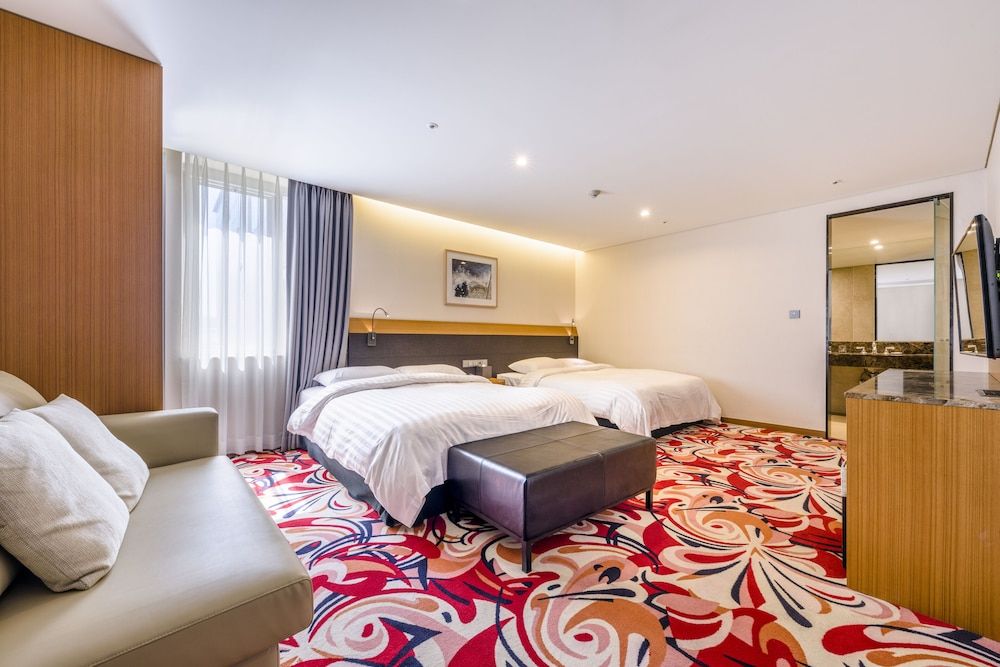 undefined Shin Shin Hotel Jeju Airport 4