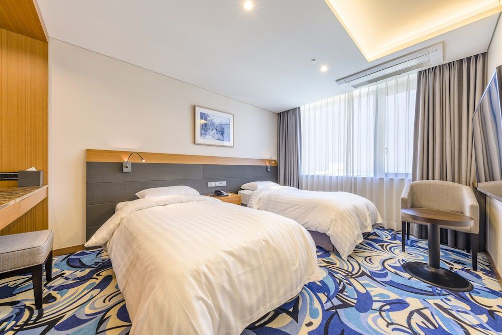 undefined Shin Shin Hotel Jeju Airport 10