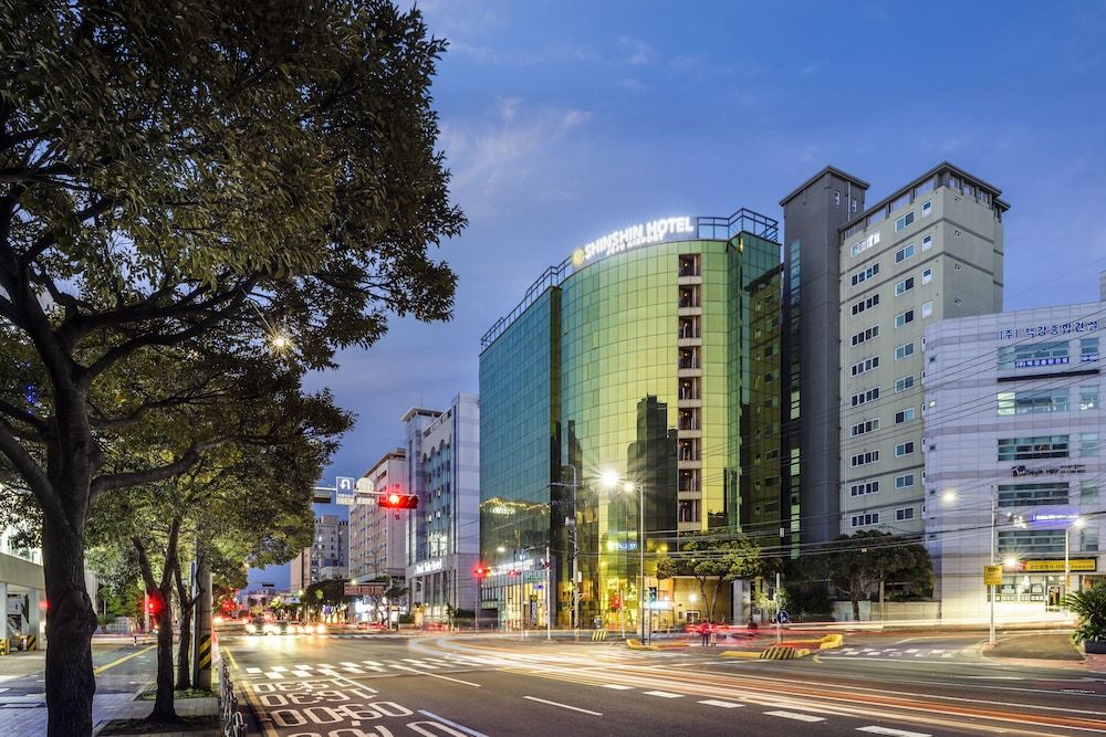 undefined Shin Shin Hotel Jeju Airport
