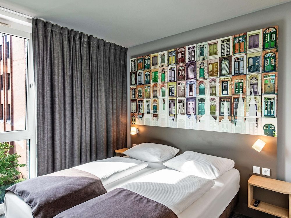 B&B Hotel Lübeck Triple Room