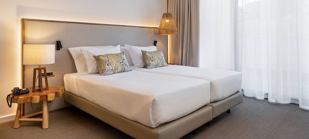 Octant Evora Family Room, Terrace (Countryside)