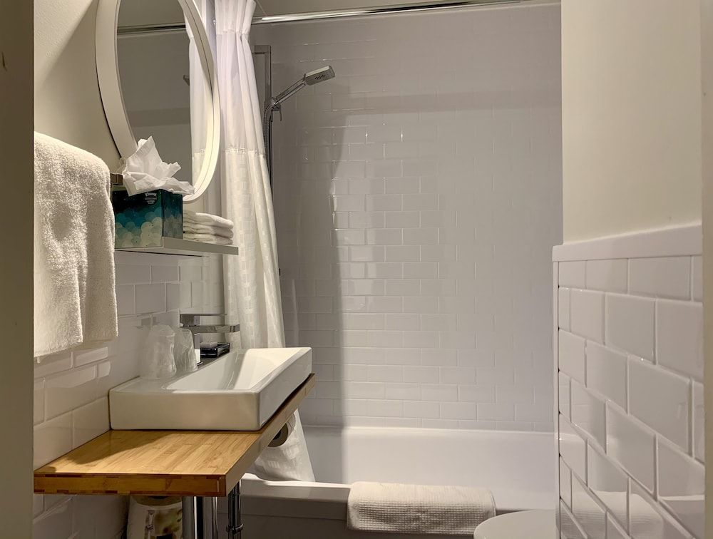 Hôtel Nomad - Vieux Québec Standard Room, 1 Double Bed 4