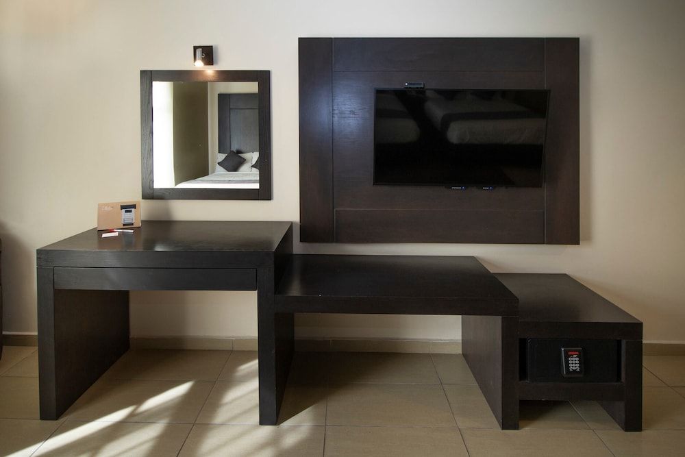 Collection O Las Iglesias, Cholula Standard Room (Three beds) 4