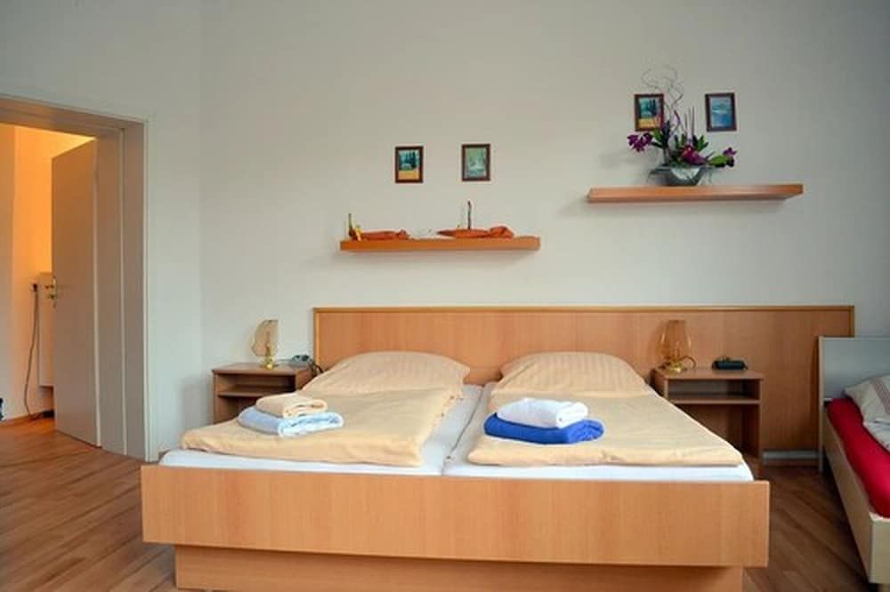 Triple Room, Non Smoking
