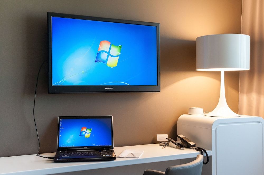 8Piuhotel Family Room 10