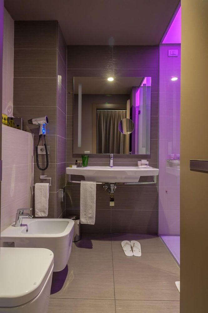 8Piuhotel Family Room 4