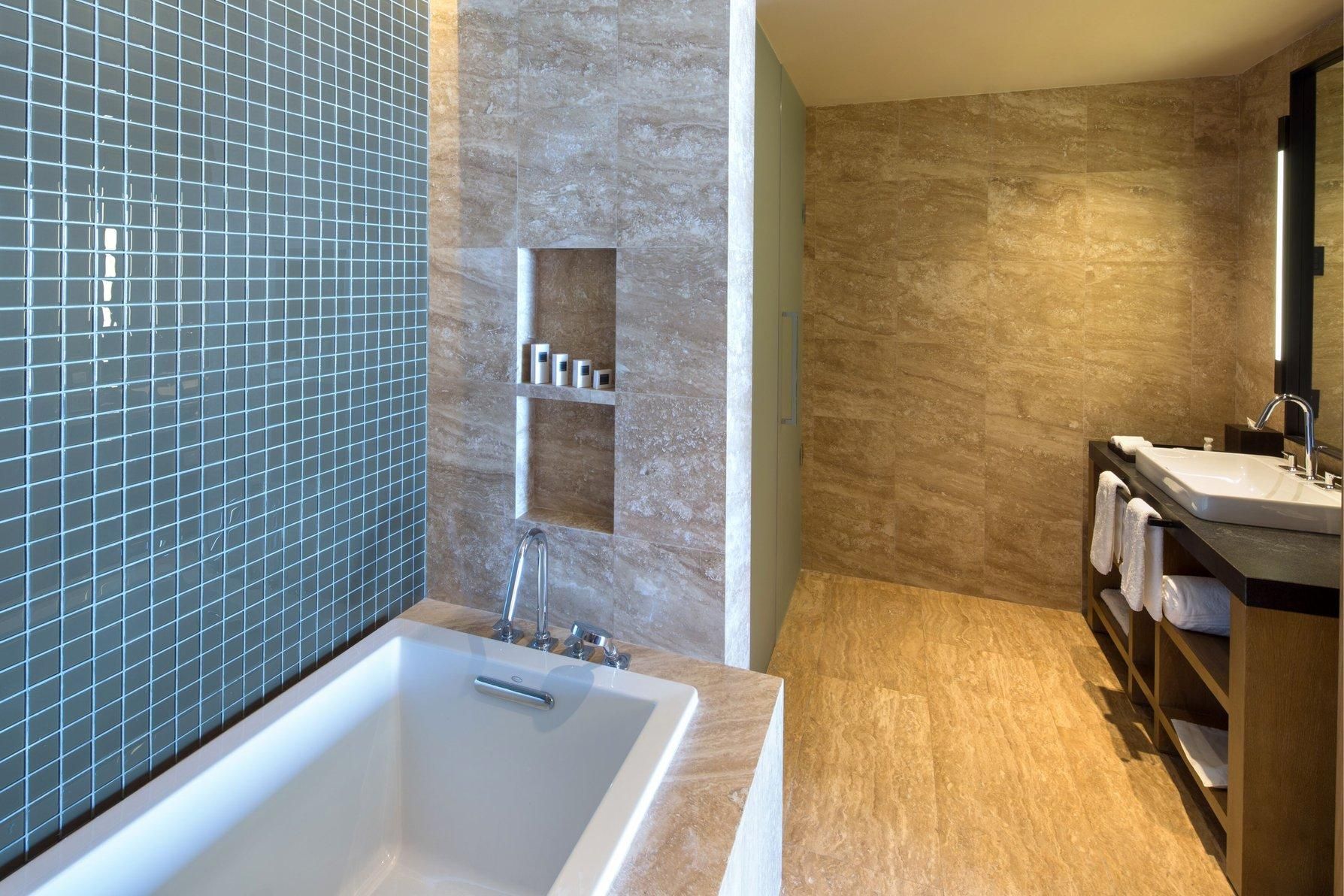 Tesi Governor, Suite, 1 King, Sofa bed, Oceanfront, High floor, Balcony, Fireplace, Whirlpool
