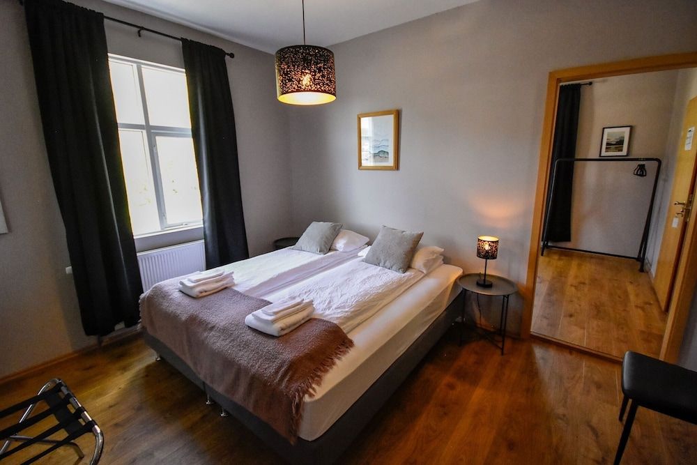 Bjork Guesthouse Family Quadruple Room, Private Bathroom (Big) 6