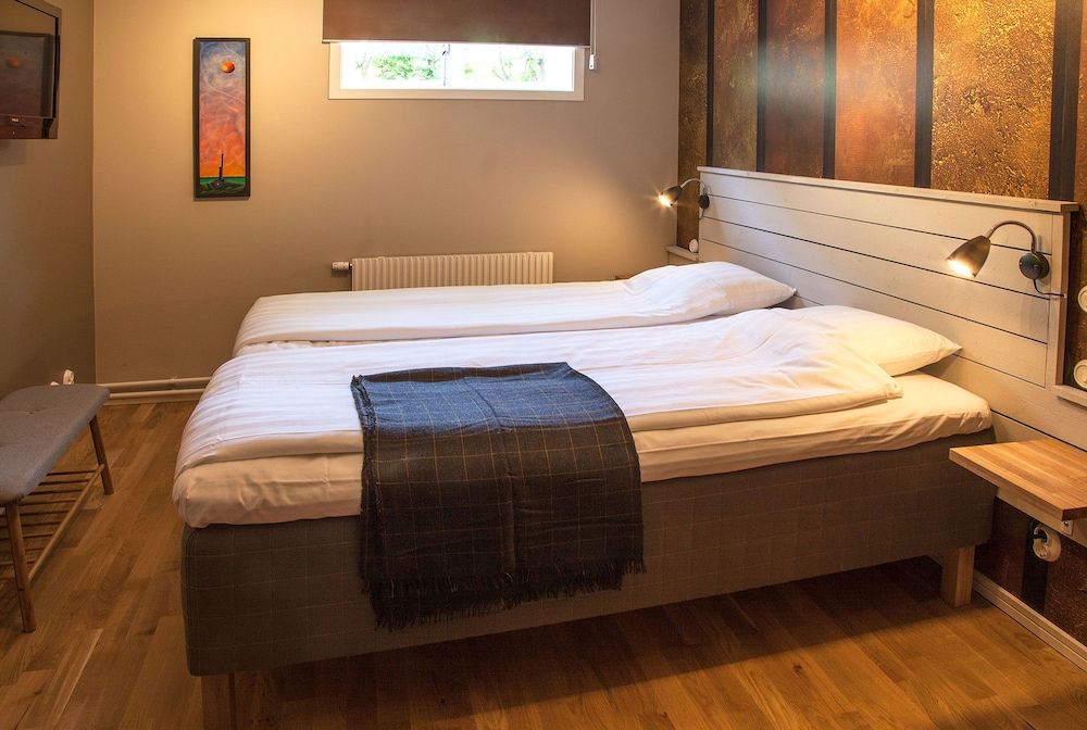 Södra Hotellet Economy Double or Twin - Privat Bathroom, Basement Level (Pets not allowed) 2