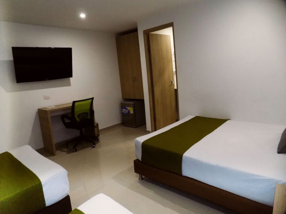 Business Quadruple Room