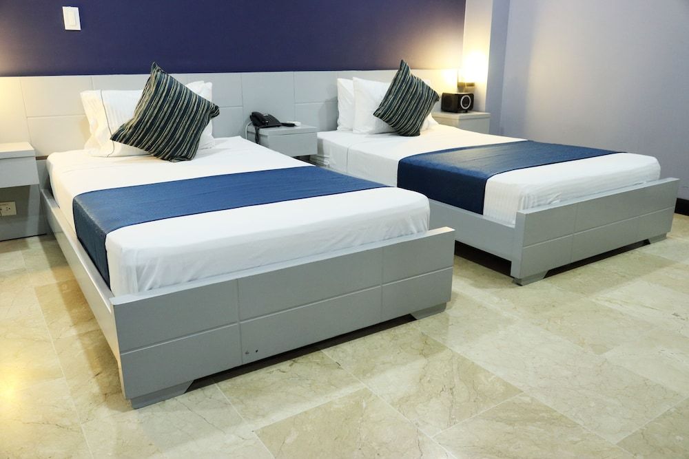 Hotel Lleras 10 Twin Room 3