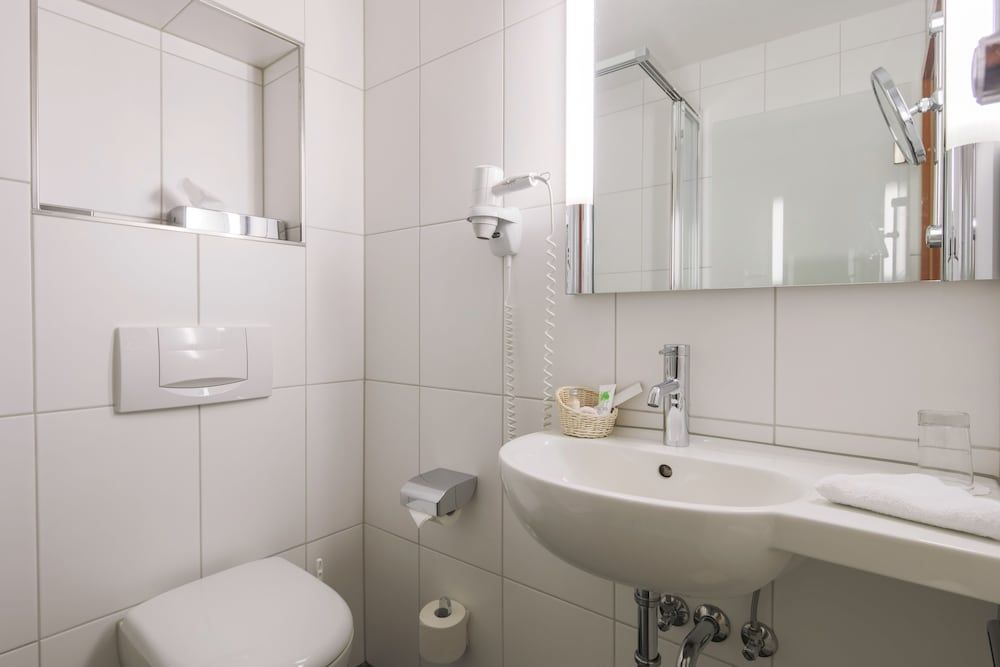 Hotel-Restaurant Kunz Comfort Single Room 4