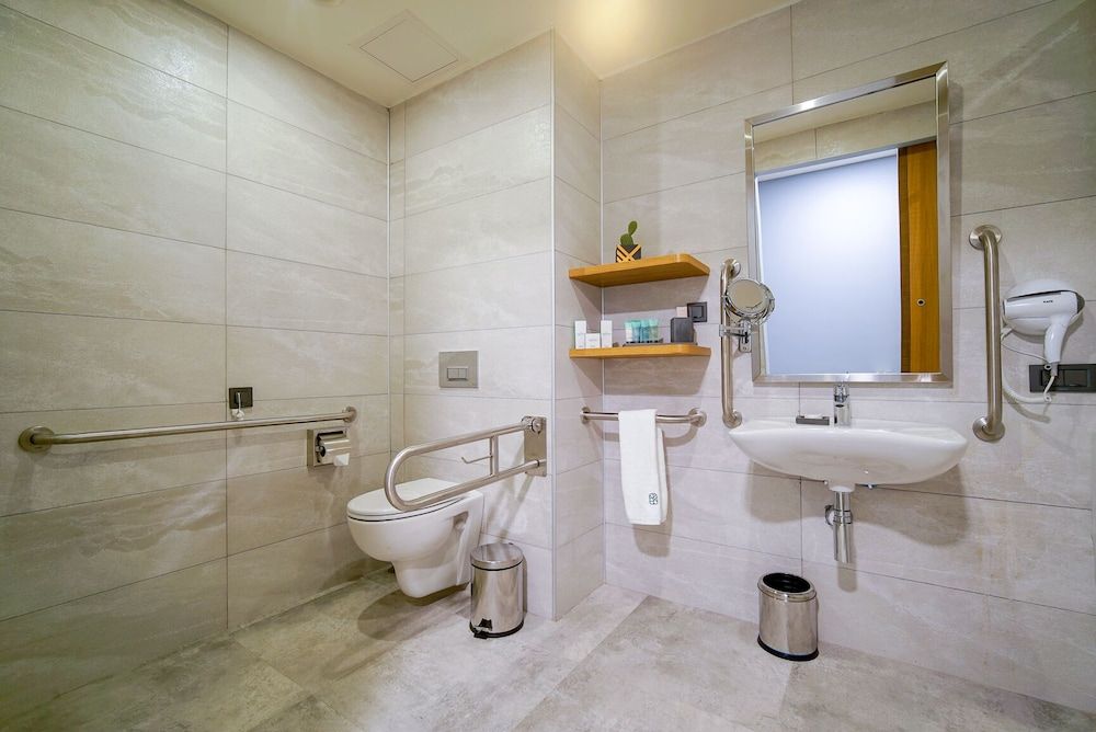 Cape Krio Boutique Hotel & Spa - over 9 years old Adult Only Superior Room, 1 King Bed, Accessible, Partial Sea View 5