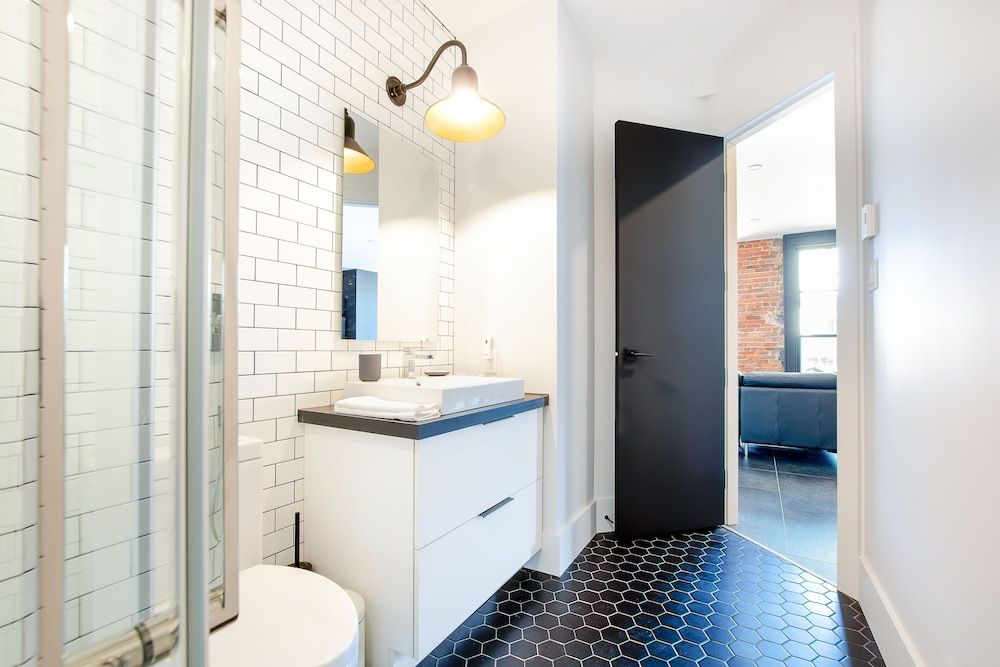 Les Lofts St-Vallier - By Les Lofts Vieux-Quebec Apartment, 3 Bedrooms (V101) 3