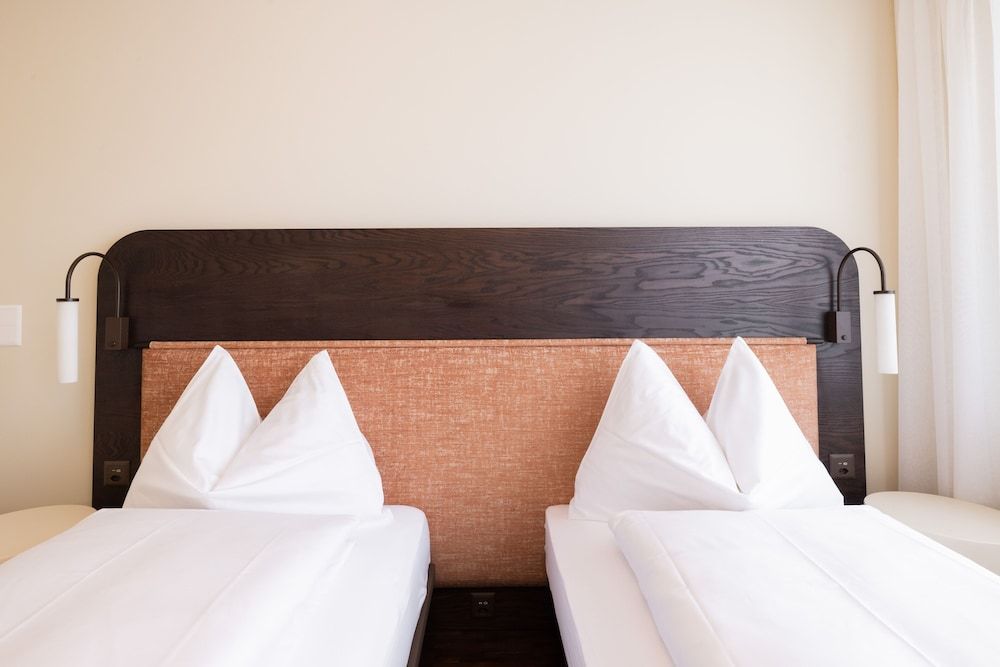 EMA House Serviced Apartments Seefeld Superior Penthouse, 2 Bedrooms, Non Smoking, Balcony 6