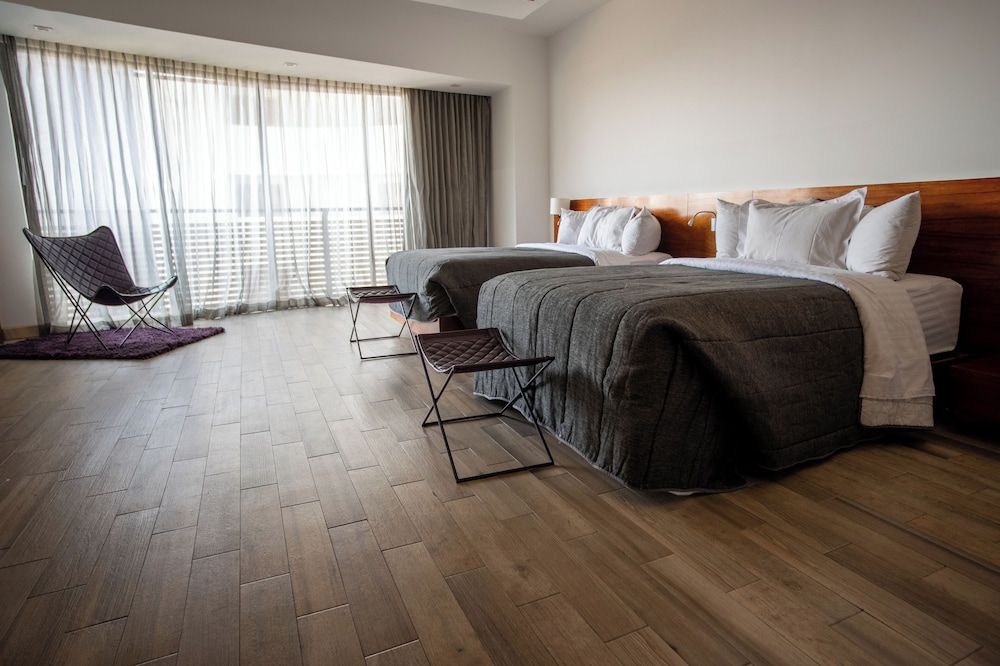 Sonata Hotel Suite Ejecutiva 5