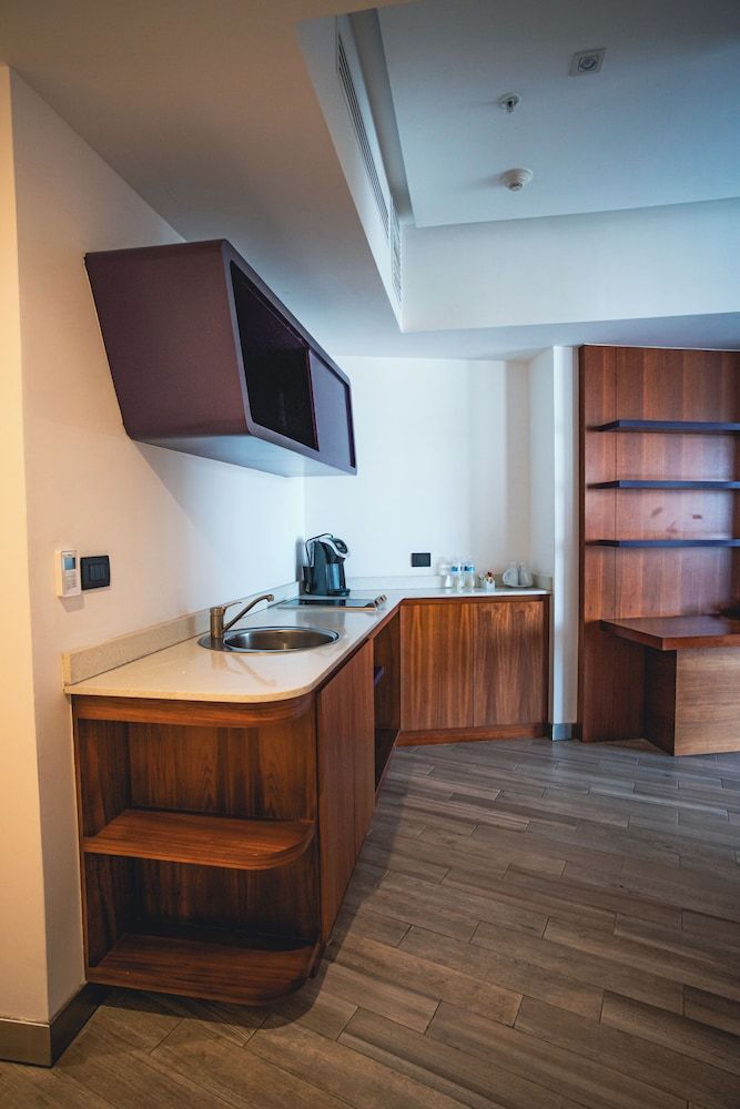 Sonata Hotel Grand Deluxe 2 King Beds, Non smoking 3