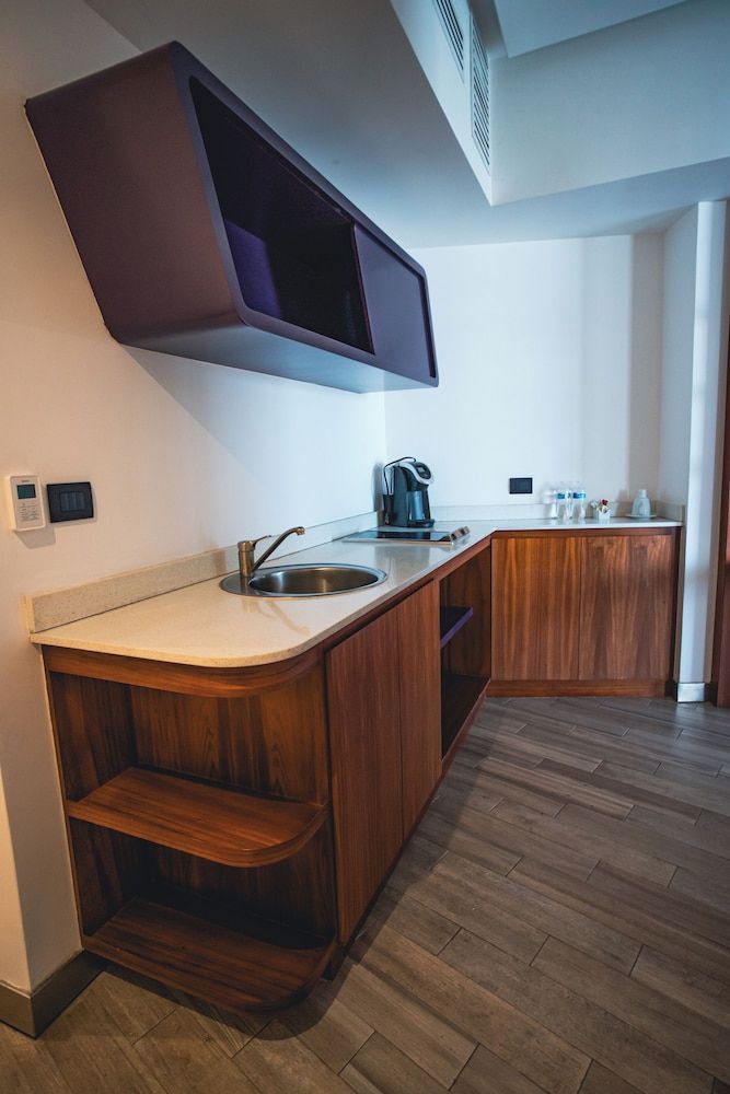 Sonata Hotel Grand Deluxe 2 King Beds, Non smoking 6