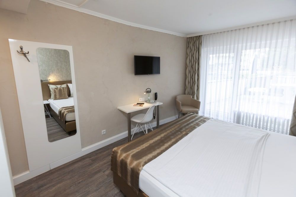 Hotel Prinz Anton Standard Double Room 3