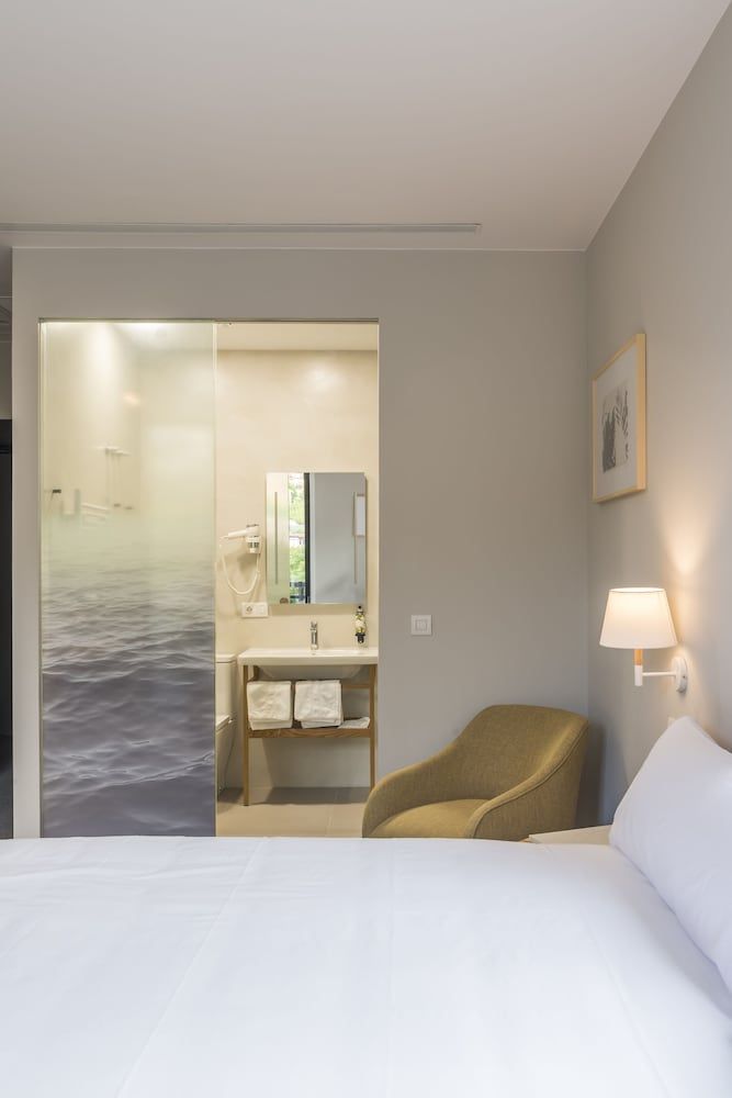 Bidaia Boutique Hotel Comfort Single Room 6