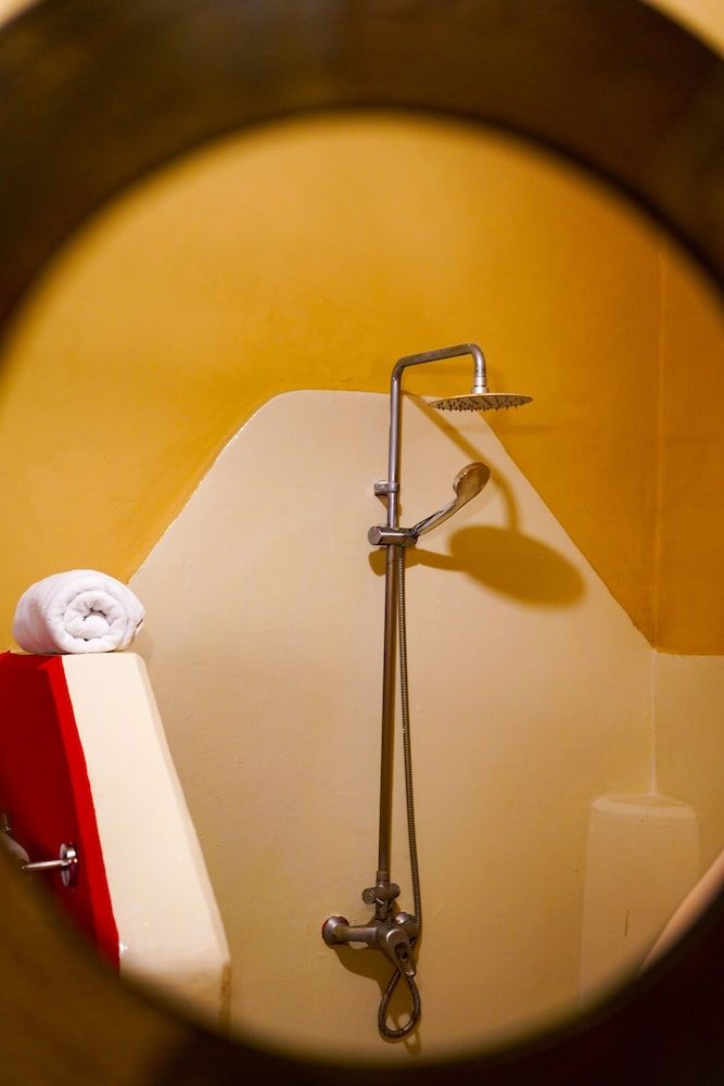 Jafferji House Signature Suite 33