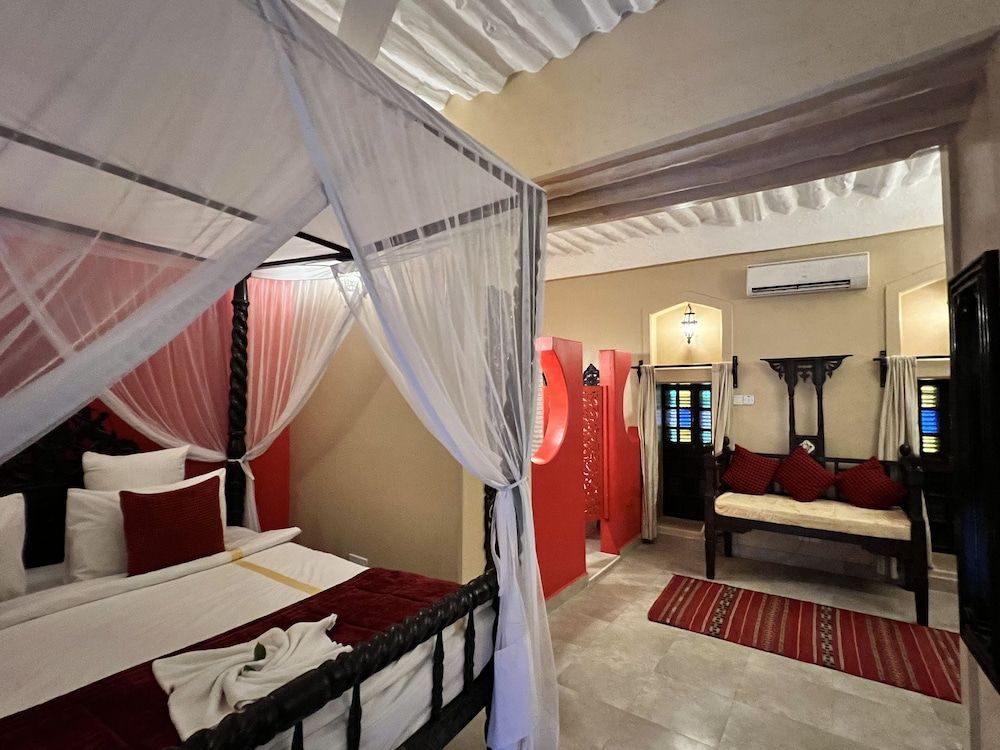 Jafferji House Signature Suite 17