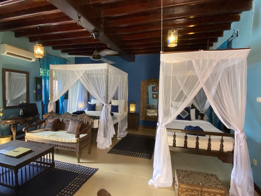 Jafferji House Superior Suite 38