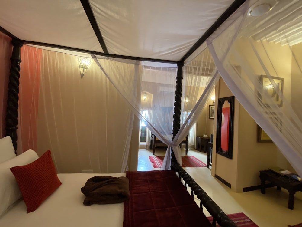 Jafferji House Signature Suite 43