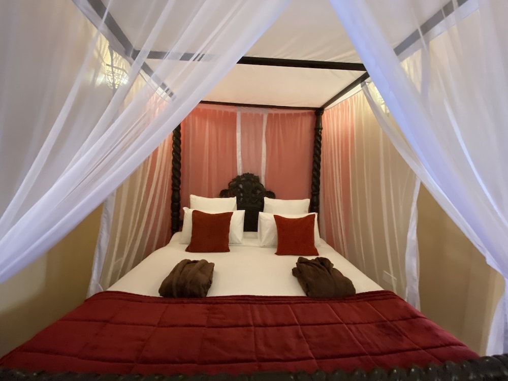 Jafferji House Signature Suite 10