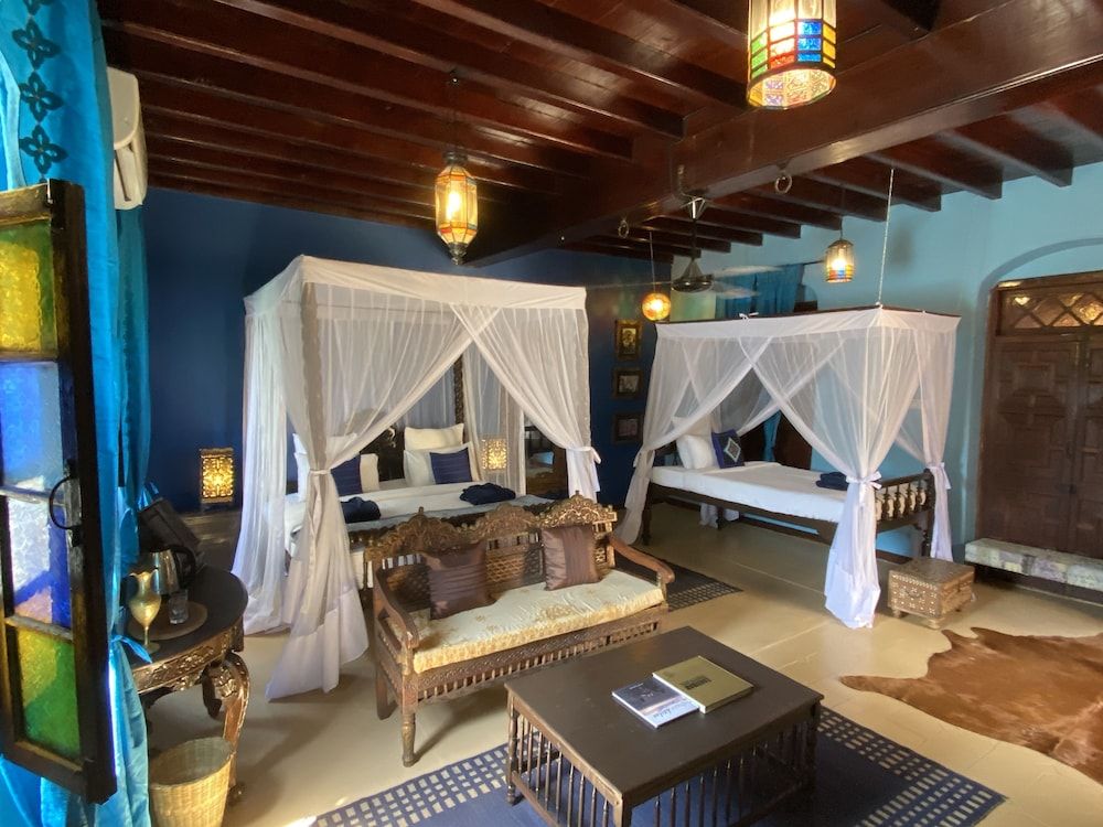 Jafferji House Superior Suite 40