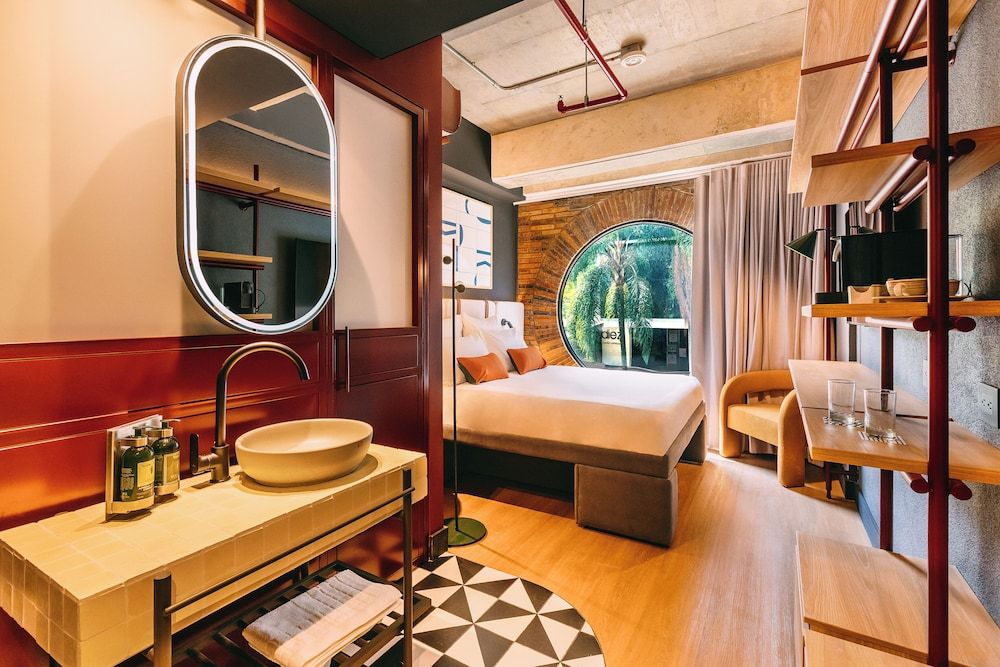Tribe Medellín Room (Tribe Essential) 6