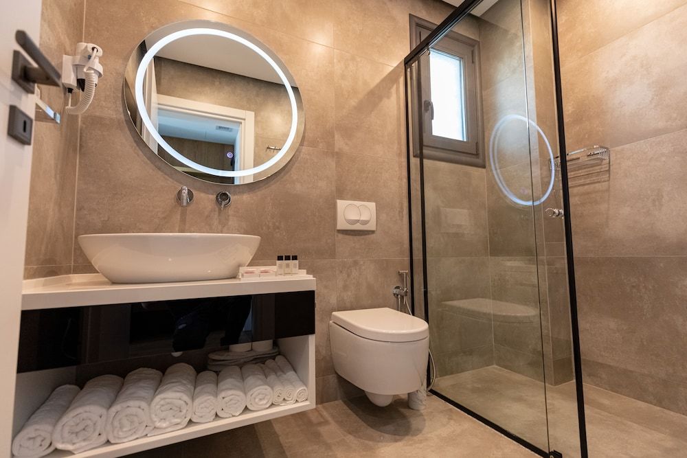 Ames Hotel & SPA Double Room, City View 7