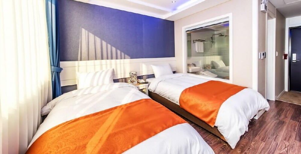 Jeju Galaxy Hotel Standard Twin Room