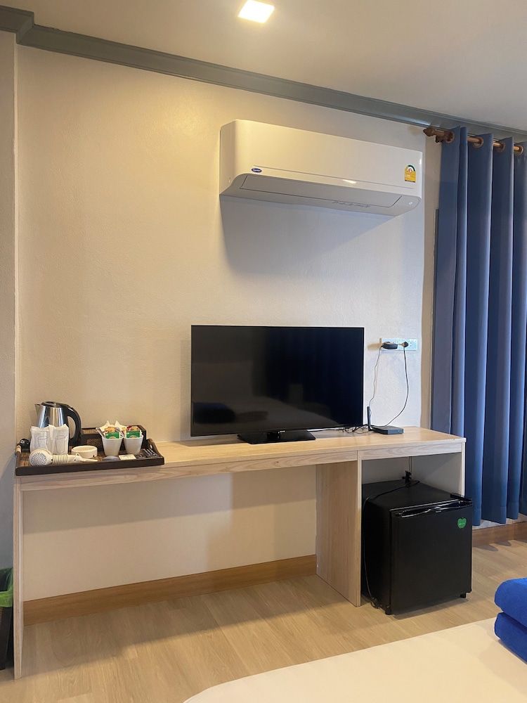 Sunset Beach Villas Beach Front Bungalow 11