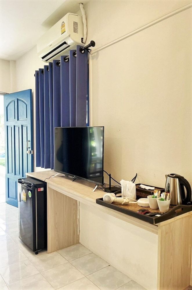 Sunset Beach Villas Beach Front Bungalow 12