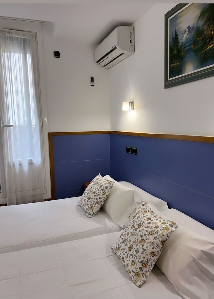 Double Room (Extra Bed)