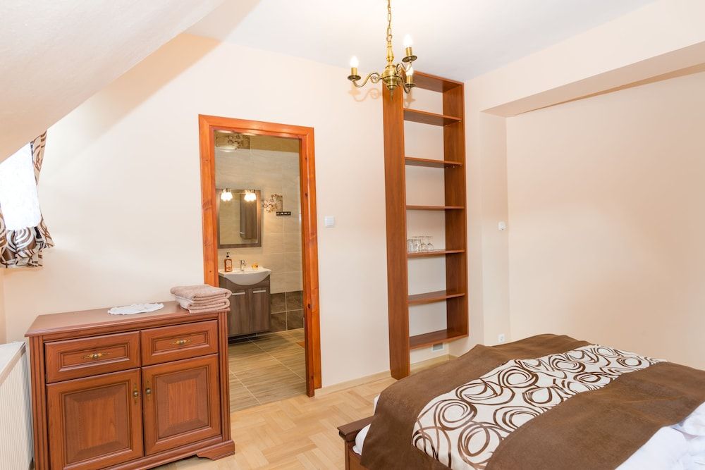 Gosciniec Pieciu Stawow Superior Apartment, 1 Queen Bed, Non Smoking (13) 7