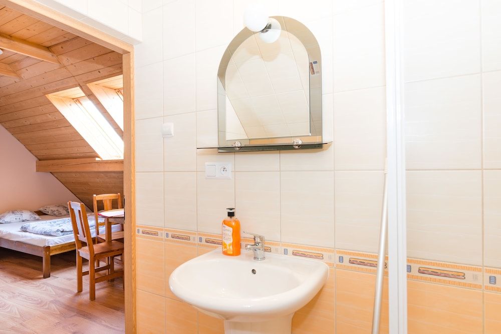 Gosciniec Pieciu Stawow Basic Studio, Multiple Beds, Non Smoking 8