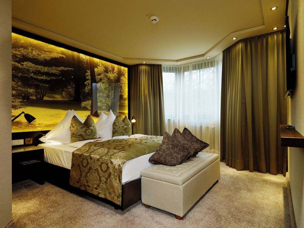 Land  & Golf Hotel Stromberg