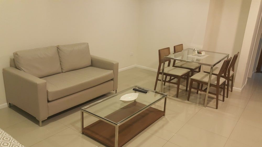 Start Villa Morra Rent Apartments Studio Suite 3