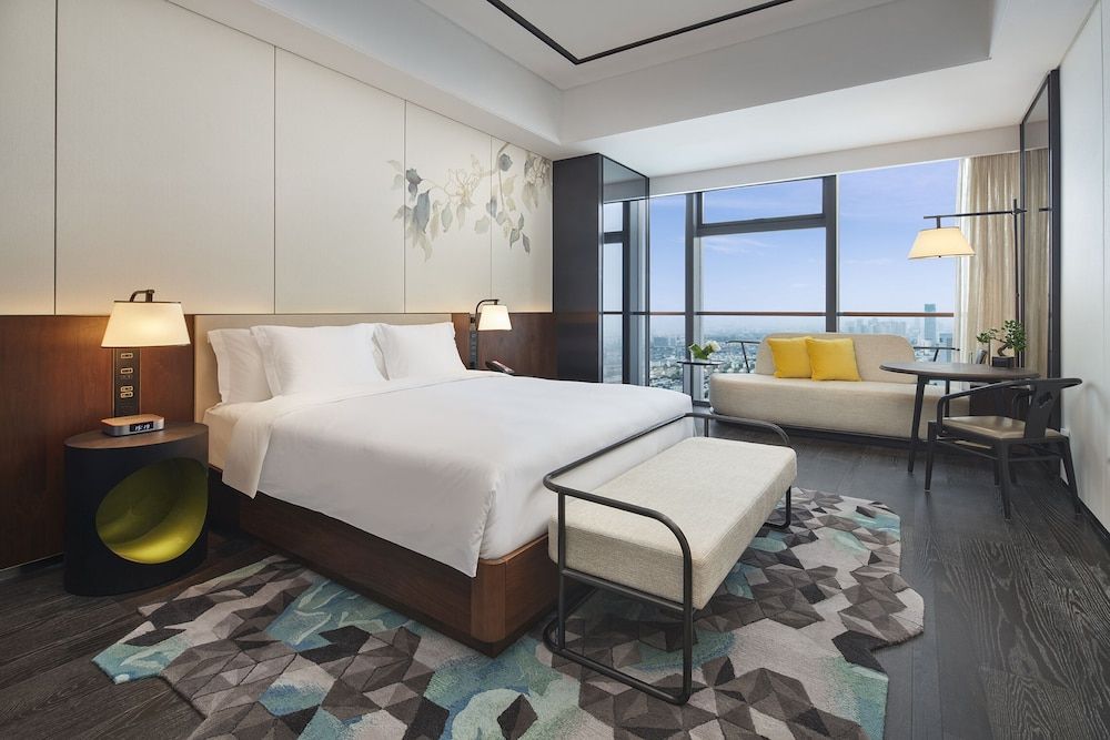 Premium Room, 1 King Bed