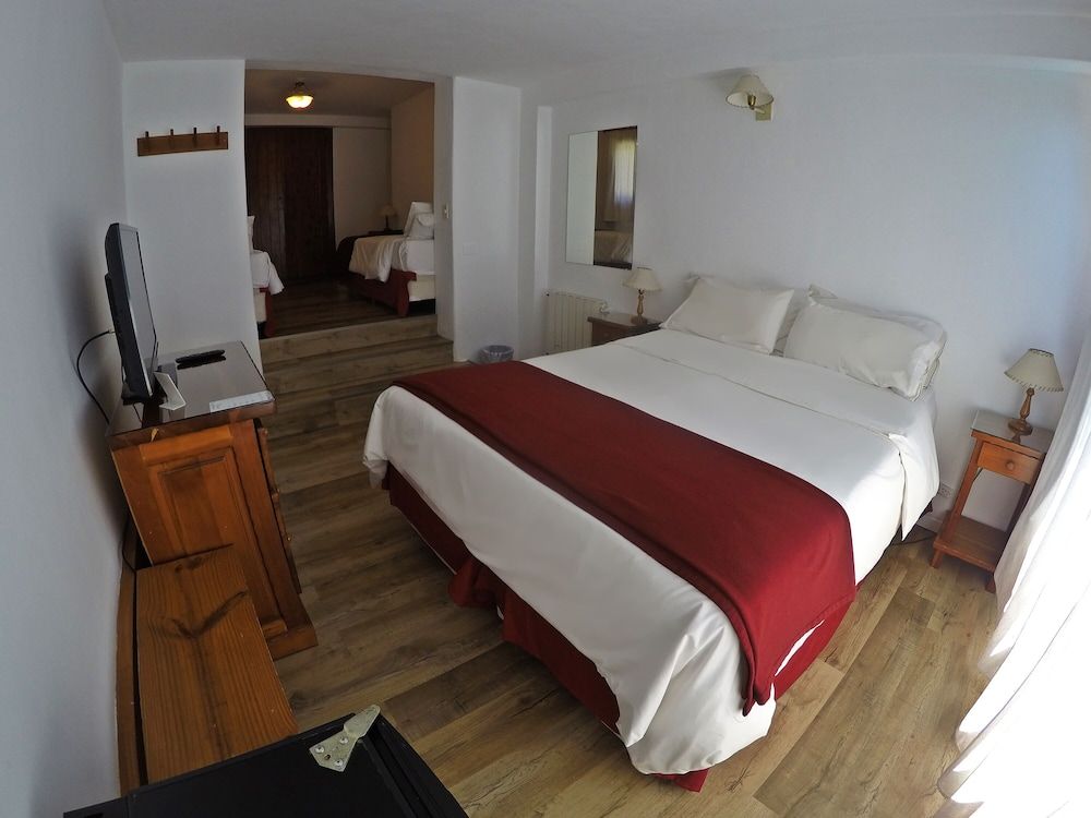Quadruple Room, Lake View
