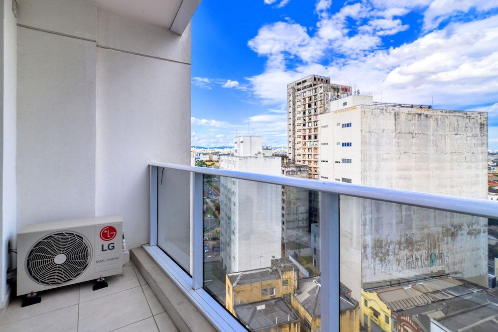 undefined 360 Luz 6