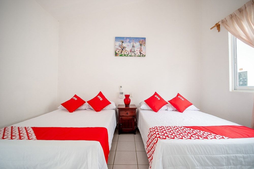 OYO Hotel Posada San Vicente, Huatulco Standard Room (Three beds) 2