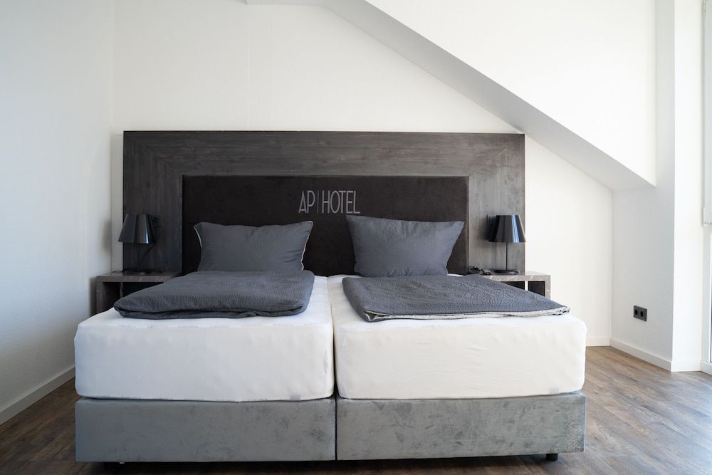 AP Hotel Mannheim Viernheim Superior Double Room 3